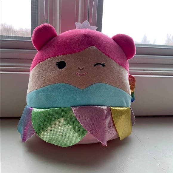 Esmina the Fairy 8 inch Squishmallow - Picture 1 of 4